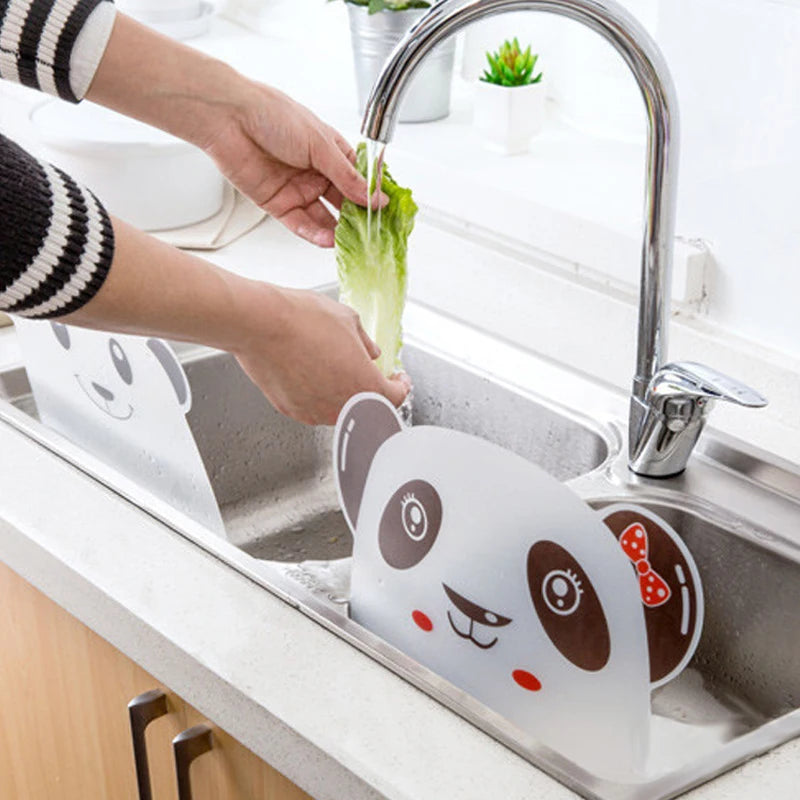 Anti Splash Water Baffle Board Water Guard Splatter Kitchen Sucker Sink Tool Cute Panda Sink Water Splash Guards with Sucker Wat