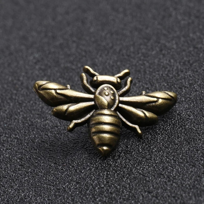 Animal Insect Series Bee/Flower/Bird/Deer Enamel Brooch Collar Needle Men and Eomen Shirt Collar Clip Pin Clothing Decoration