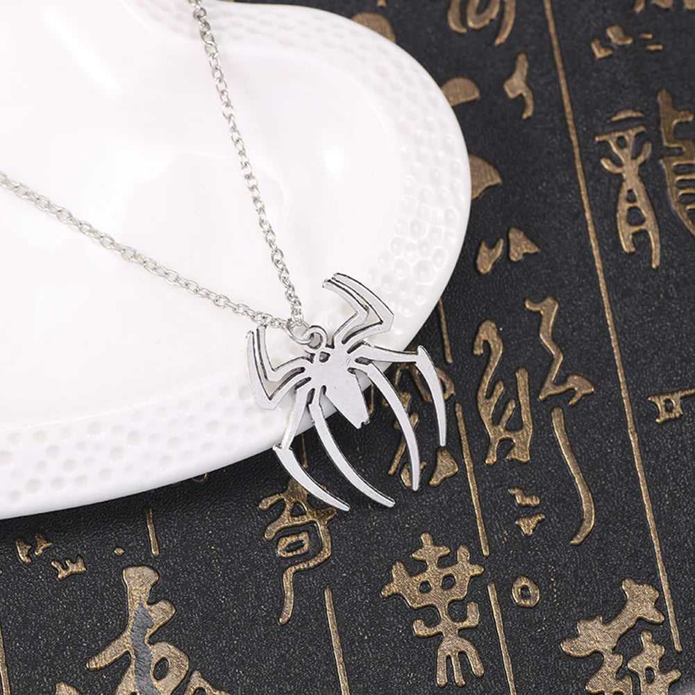 Hip Hop Spider Pendant Chain Necklaces For Men Gothic Neck Chains Man Necklace Punk Insect Vintage Necklace Men Streetwear Gifts