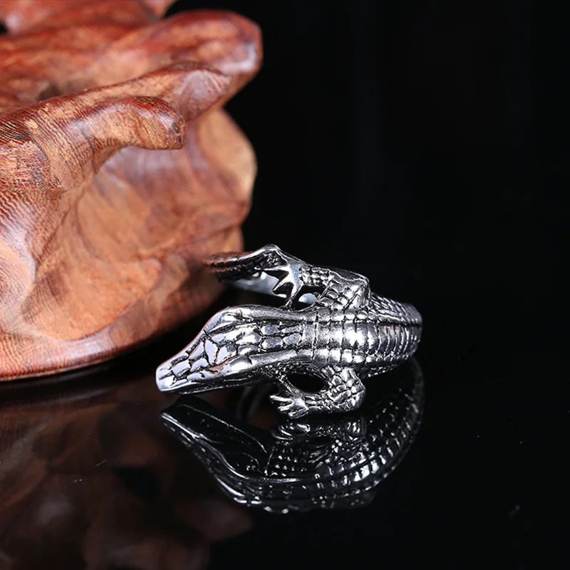 2Pcs/Set Mens Punk Ring Stainless Steel Lizard Crocodile Personality Hip Hop Street Fashion Jewelry Size 8-11