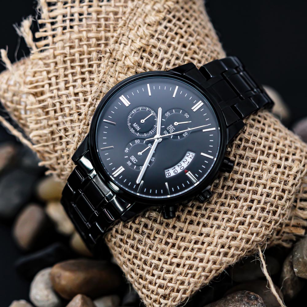 Men's precious fashionable time piece.